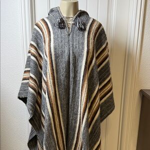 Hooded Serape Poncho w/ Tassel‎ Ties Gray Tan Cream Striped Fringed, Unisex